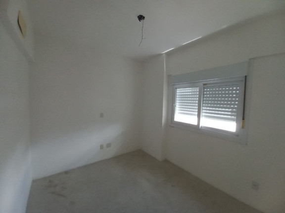 Imagem Apartamento com 3 Quartos à Venda, 140 m² em Pitangueiras - Guarujá