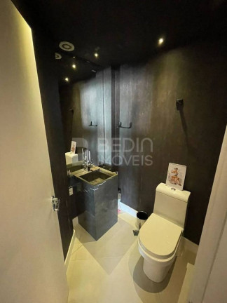 Imagem Apartamento com 3 Quartos à Venda, 154 m² em Centro - Balneário Camboriú Imagem Apartamento com 3 Quartos à Venda, 154 m² em Centro - Balneário Camboriú