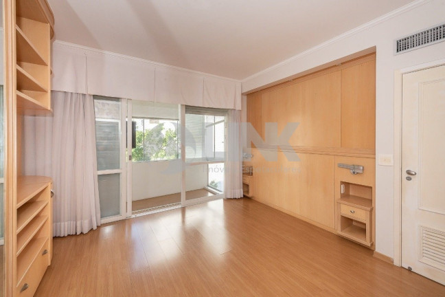 Imagem Apartamento com 4 Quartos à Venda, 283 m² em Moinhos De Vento - Porto Alegre Imagem Apartamento com 4 Quartos à Venda, 283 m² em Moinhos De Vento - Porto Alegre
