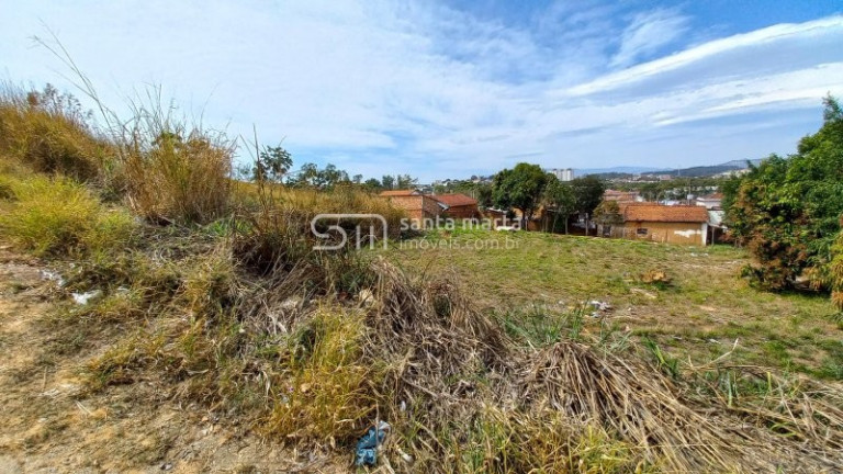 Imagem Imóvel à Venda, 1.200 m² em Margem Esquerda - Cachoeira Paulista Imagem Imóvel à Venda, 1.200 m² em Margem Esquerda - Cachoeira Paulista