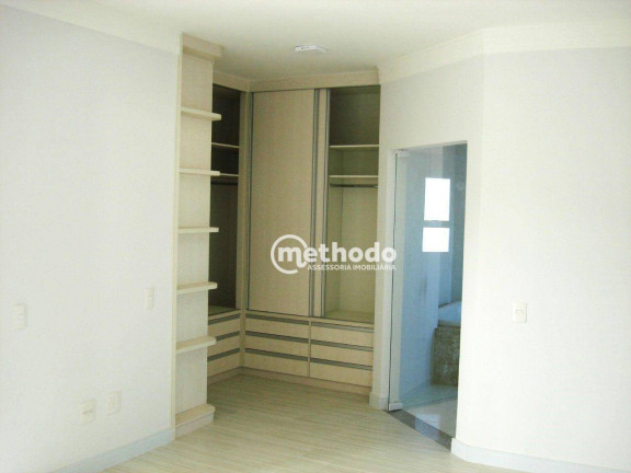 Imagem Casa com 3 Quartos à Venda, 320 m² em Swiss Park - Campinas Imagem Casa com 3 Quartos à Venda, 320 m² em Swiss Park - Campinas