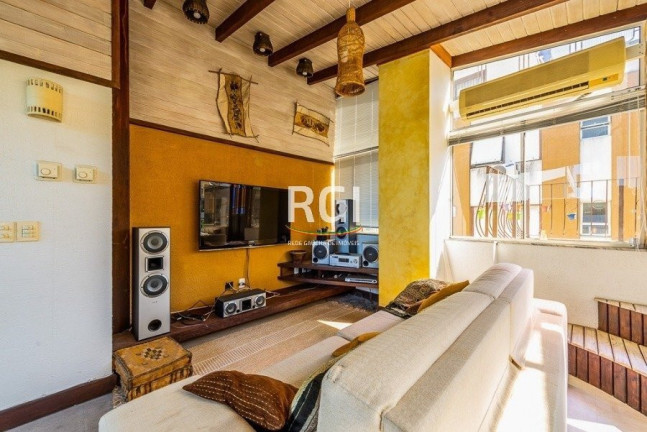 Imagem Cobertura com 2 Quartos à Venda, 116 m² em Petrópolis - Porto Alegre