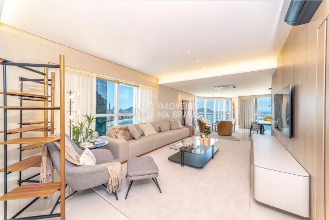 Imagem Apartamento com 4 Quartos à Venda, 237 m² em Centro - Balneário Camboriú Imagem Apartamento com 4 Quartos à Venda, 237 m² em Centro - Balneário Camboriú