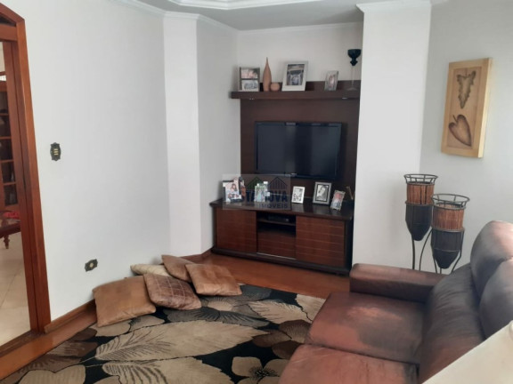 Imagem Casa com 4 Quartos à Venda, 607 m²