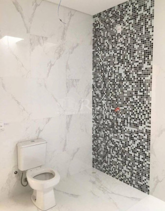 Imagem Sobrado com 3 Quartos à Venda, 190 m² em Centro - Balneário Camboriú Imagem Sobrado com 3 Quartos à Venda, 190 m² em Centro - Balneário Camboriú