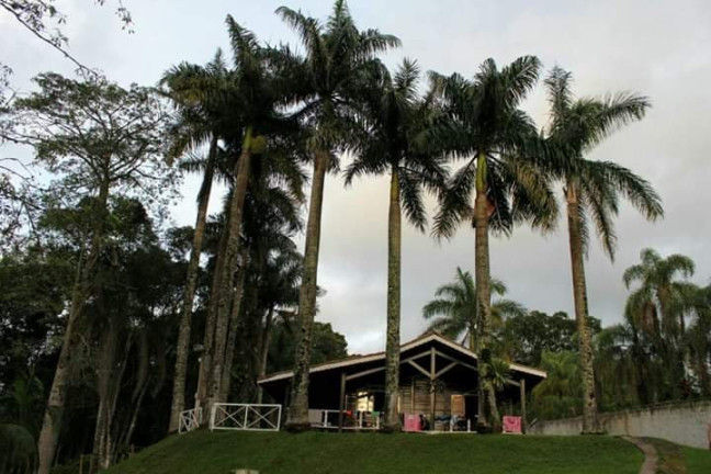 Imóvel com 6 Quartos à Venda, 80 m² em Zona Rural - Juquitiba