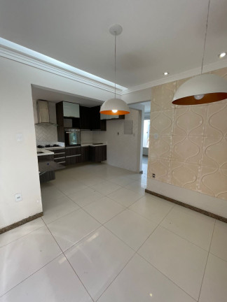 Imagem Casa com 3 Quartos à Venda, 160 m² em Ipitanga - Lauro De Freitas Imagem Casa com 3 Quartos à Venda, 160 m² em Ipitanga - Lauro De Freitas