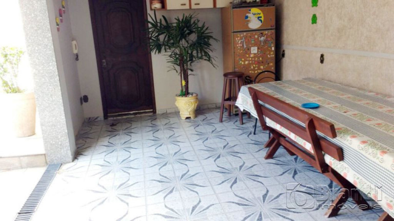 Imagem Casa com 3 Quartos à Venda, 320 m² em Vila Zelina - São Paulo