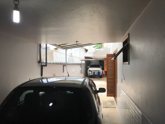 Imagem Casa com 3 Quartos à Venda, 204 m² em Jardim Sabará - Porto Alegre Imagem Casa com 3 Quartos à Venda, 204 m² em Jardim Sabará - Porto Alegre