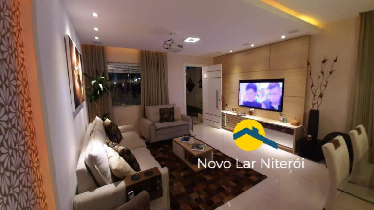 Casa com 4 Quartos à Venda, 180 m² em Itaipu - Niterói