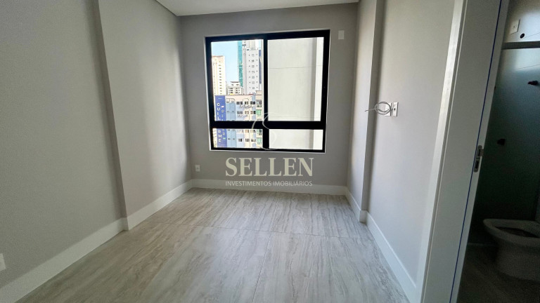 Imagem Apartamento com 4 Quartos à Venda, 1 m² em Pioneiros - Balneário Camboriú Imagem Apartamento com 4 Quartos à Venda, 1 m² em Pioneiros - Balneário Camboriú