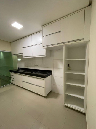Imagem Casa com 3 Quartos à Venda, 195 m² em Mangabeira - Feira De Santana