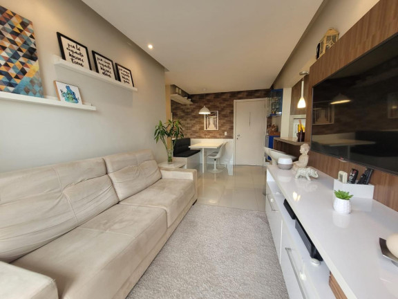 Imagem Apartamento com 2 Quartos à Venda, 73 m² em Jardim Sabará - Porto Alegre Imagem Apartamento com 2 Quartos à Venda, 73 m² em Jardim Sabará - Porto Alegre