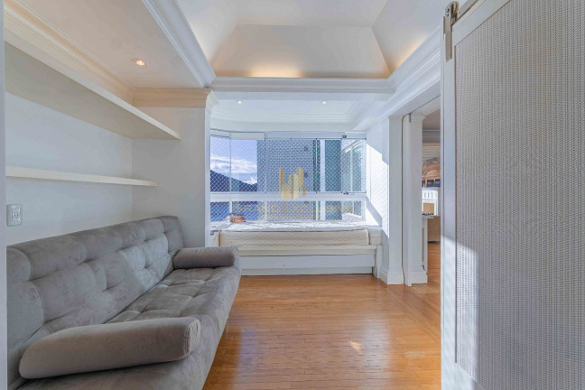 Imagem Apartamento com 2 Quartos à Venda, 130 m² em Centro - Balneário Camboriú Imagem Apartamento com 2 Quartos à Venda, 130 m² em Centro - Balneário Camboriú