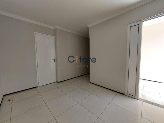 Imagem Casa com 3 Quartos à Venda, 495 m² em Barroso - Fortaleza Imagem Casa com 3 Quartos à Venda, 495 m² em Barroso - Fortaleza
