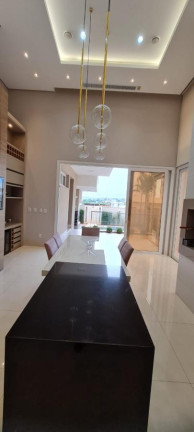 Imagem Casa com 3 Quartos à Venda, 438 m² em Ribeirão Do Lipa - Cuiabá