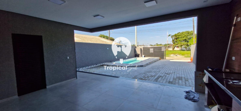 Imagem Casa com 1 Quarto à Venda, 200 m² em Leblon - Pontal Do Parana Imagem Casa com 1 Quarto à Venda, 200 m² em Leblon - Pontal Do Parana