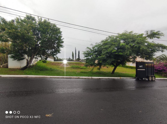 Terreno à Venda, 1.500 m² em Condominio Parque Village Castelo - Itu