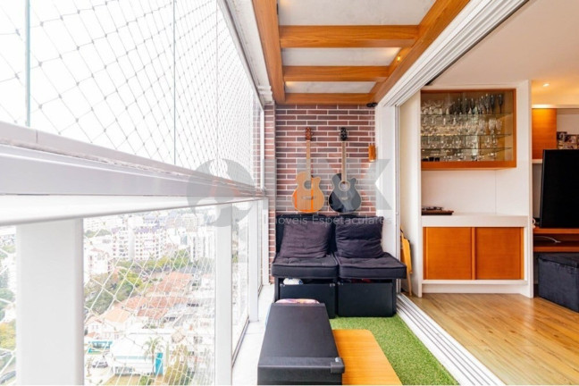 Imagem Apartamento com 3 Quartos à Venda, 120 m² em Menino Deus - Porto Alegre Imagem Apartamento com 3 Quartos à Venda, 120 m² em Menino Deus - Porto Alegre