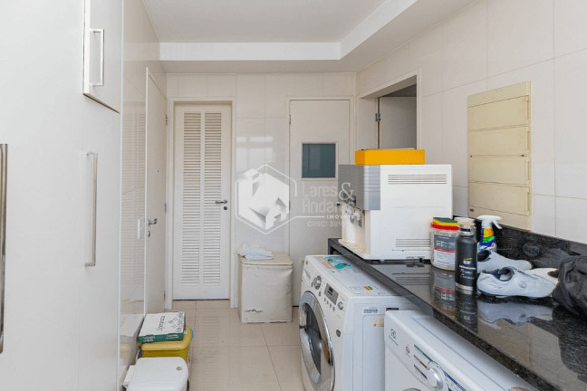 Imagem Apartamento com 3 Quartos à Venda, 210 m² em Moema - São Paulo