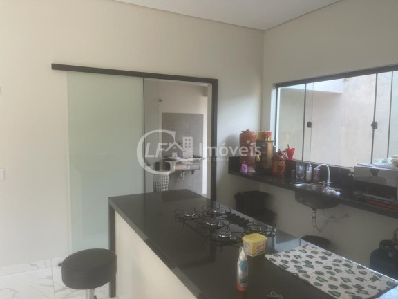 Imagem Casa com 4 Quartos à Venda, 253 m² em Chácara Cachoeira - Campo Grande Imagem Casa com 4 Quartos à Venda, 253 m² em Chácara Cachoeira - Campo Grande