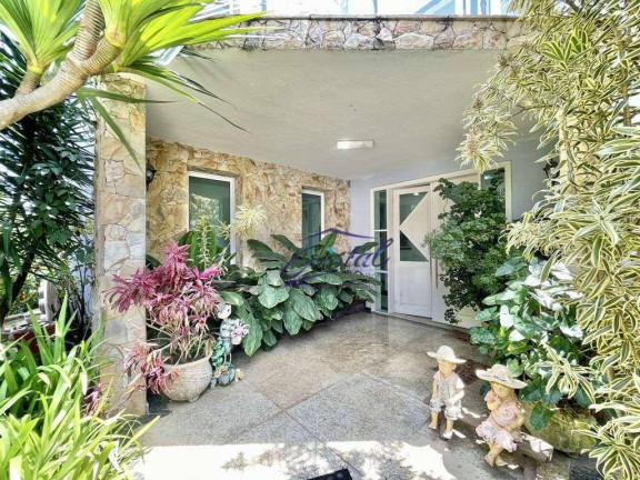 Imagem Casa com 6 Quartos à Venda ou Locação, 1.200 m² em Granja Viana - Carapicuíba Imagem Casa com 6 Quartos à Venda ou Locação, 1.200 m² em Granja Viana - Carapicuíba