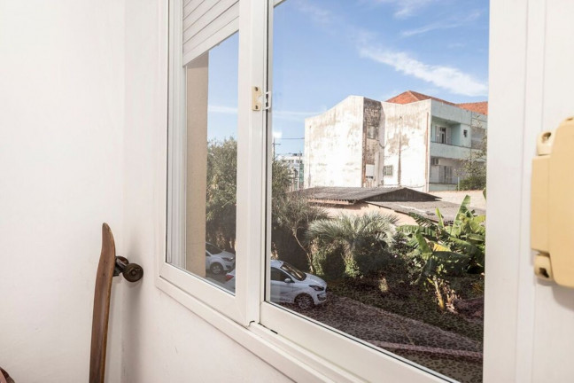 Imagem Imóvel com 3 Quartos à Venda,  em Teresópolis - Porto Alegre