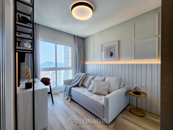 Imagem Imóvel com 4 Quartos à Venda, 277 m² em Centro - Balneário Camboriú Imagem Imóvel com 4 Quartos à Venda, 277 m² em Centro - Balneário Camboriú