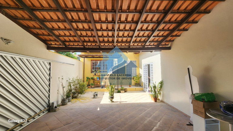 Imagem Casa com 4 Quartos à Venda, 338 m² em Dom Pedro - Manaus Imagem Casa com 4 Quartos à Venda, 338 m² em Dom Pedro - Manaus