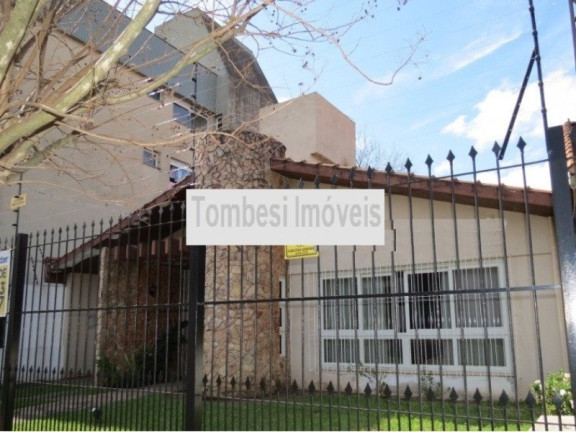 Casa com 3 Quartos à Venda, 215 m² em Sarandi - Porto Alegre