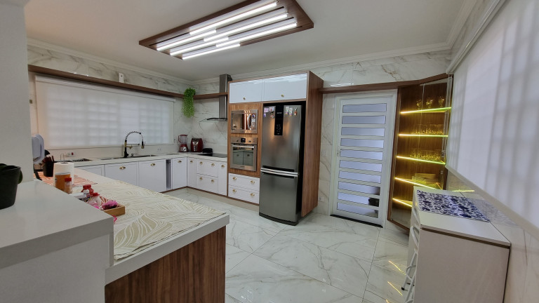 Casa com 4 Quartos à Venda, 450 m² em Jardim Do Lago - Atibaia
