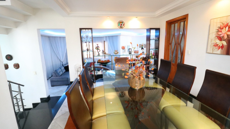 Imagem Casa de Condomínio com 5 Quartos à Venda, 444 m² em Tucuruvi - São Paulo