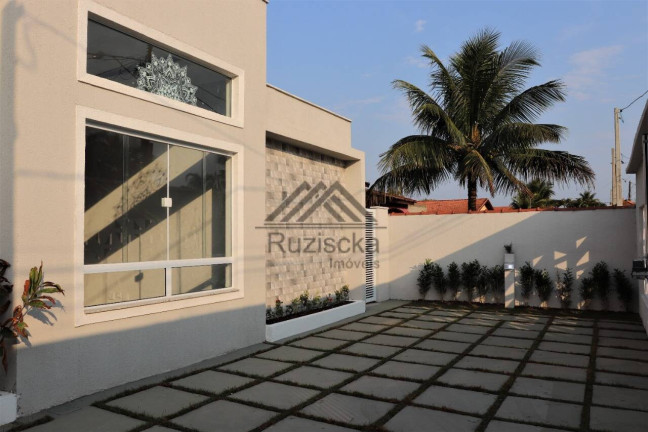 Imagem Casa com 3 Quartos à Venda, 371 m² em Jardim California - Itanhaém Imagem Casa com 3 Quartos à Venda, 371 m² em Jardim California - Itanhaém