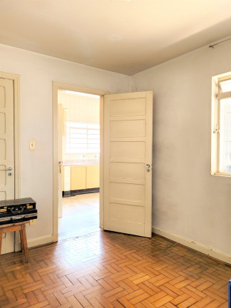 Imagem Casa com 5 Quartos para Alugar ou Temporada, 240 m² em Bela Aliança - São Paulo