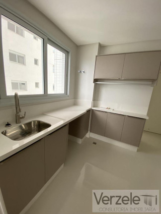 Imagem Apartamento com 4 Quartos à Venda, 237 m² em Barra Sul - Balneário Camboriú Imagem Apartamento com 4 Quartos à Venda, 237 m² em Barra Sul - Balneário Camboriú
