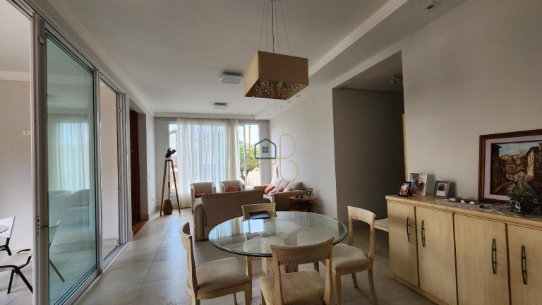 Imagem Casa de Condomínio com 3 Quartos à Venda, 200 m² em Jardim Itatiaia 2 - Londrina