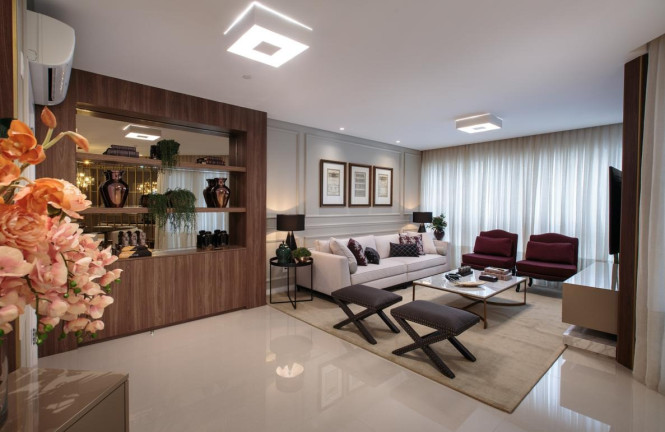 Imagem Imóvel com 4 Quartos à Venda, 200 m² em Centro - Balneário Camboriú