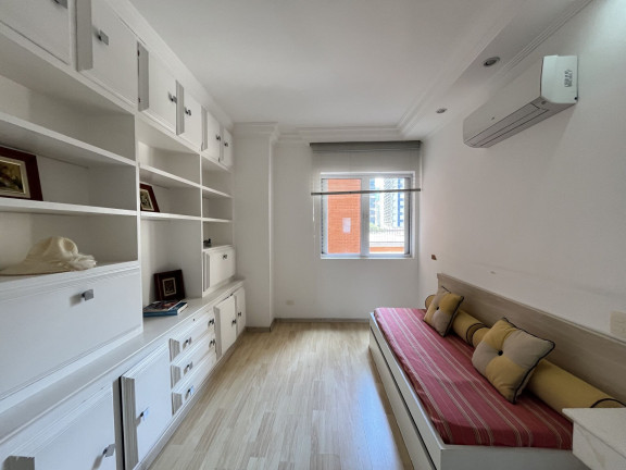 Imagem Apartamento com 3 Quartos à Venda, 205 m² em Boqueirão - Santos