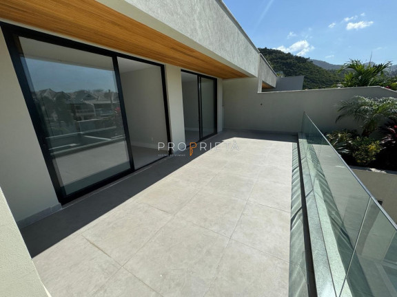 Imagem Casa de Condomínio com 5 Quartos à Venda, 450 m² em Barra Da Tijuca - Rio De Janeiro Imagem Casa de Condomínio com 5 Quartos à Venda, 450 m² em Barra Da Tijuca - Rio De Janeiro