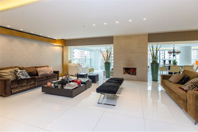 Imagem Apartamento com 4 Quartos à Venda, 335 m² em Moema - São Paulo