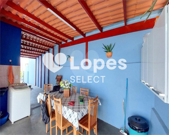 Imagem Casa com 3 Quartos à Venda, 266 m² em Vila Santana - Valinhos Imagem Casa com 3 Quartos à Venda, 266 m² em Vila Santana - Valinhos