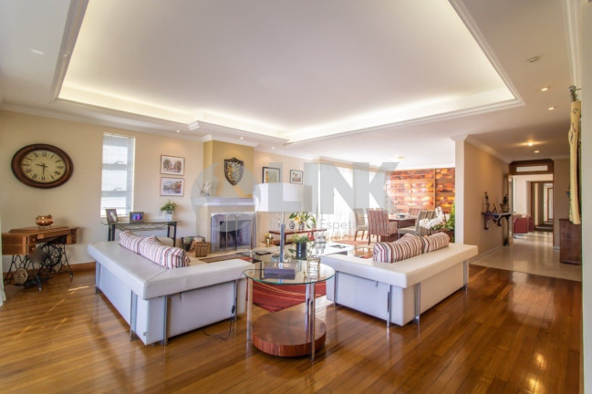 Imagem Apartamento com 3 Quartos à Venda, 277 m² em Mont Serrat - Porto Alegre Imagem Apartamento com 3 Quartos à Venda, 277 m² em Mont Serrat - Porto Alegre