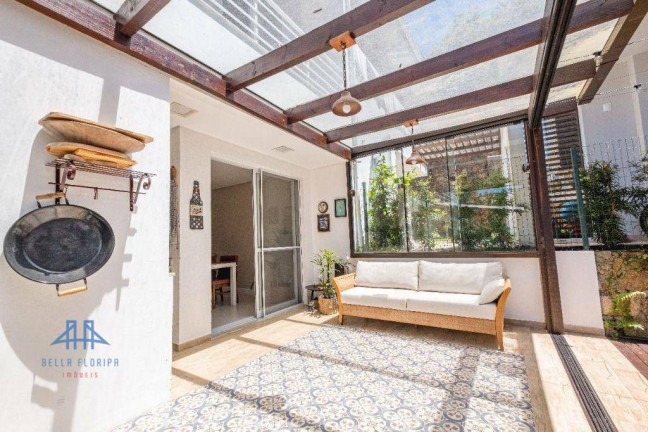 Imagem Casa com 3 Quartos à Venda, 148 m² em Sambaqui - Florianópolis Imagem Casa com 3 Quartos à Venda, 148 m² em Sambaqui - Florianópolis
