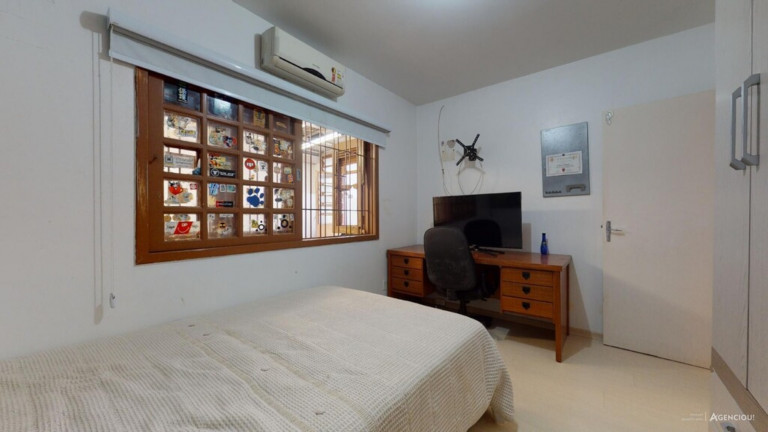 Imagem Imóvel com 4 Quartos à Venda, 120 m² em Espírito Santo - Porto Alegre Imagem Imóvel com 4 Quartos à Venda, 120 m² em Espírito Santo - Porto Alegre