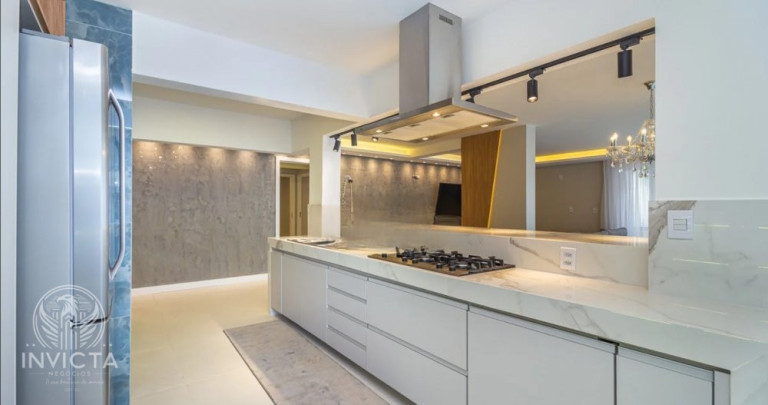 Imagem Apartamento com 3 Quartos à Venda, 249 m² em Centro - Balneário Camboriú Imagem Apartamento com 3 Quartos à Venda, 249 m² em Centro - Balneário Camboriú