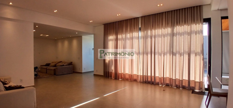 Imagem Casa com 3 Quartos à Venda, 244 m² em Tamboré Jaguariúna - Jaguariúna Imagem Casa com 3 Quartos à Venda, 244 m² em Tamboré Jaguariúna - Jaguariúna
