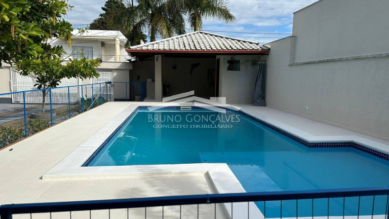 Imagem Casa com 4 Quartos à Venda, 525 m² em Outeiro Da Glória - Porto Seguro Imagem Casa com 4 Quartos à Venda, 525 m² em Outeiro Da Glória - Porto Seguro