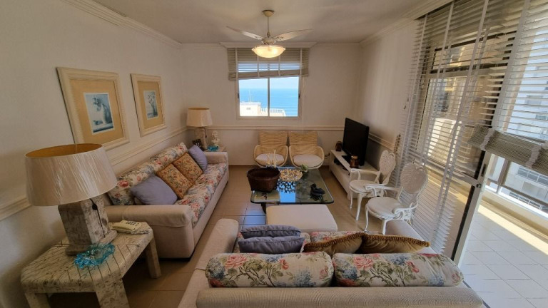 Imagem Apartamento com 3 Quartos à Venda, 150 m² em Pitangueiras - Guarujá