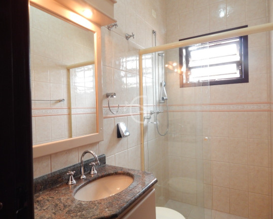 Imagem Casa com 4 Quartos à Venda, 206 m² em América - Joinville Imagem Casa com 4 Quartos à Venda, 206 m² em América - Joinville