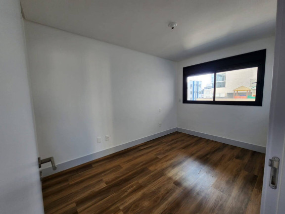 Imagem Apartamento com 3 Quartos à Venda, 130 m² em Estreito - Florianópolis